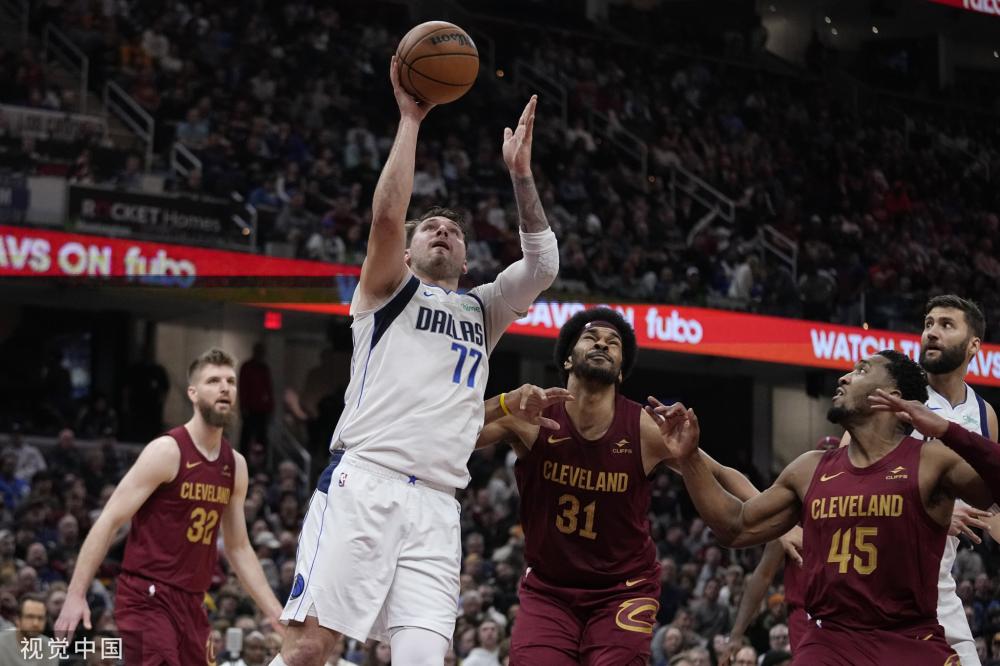 坚韧与豪强 坚韧与豪强