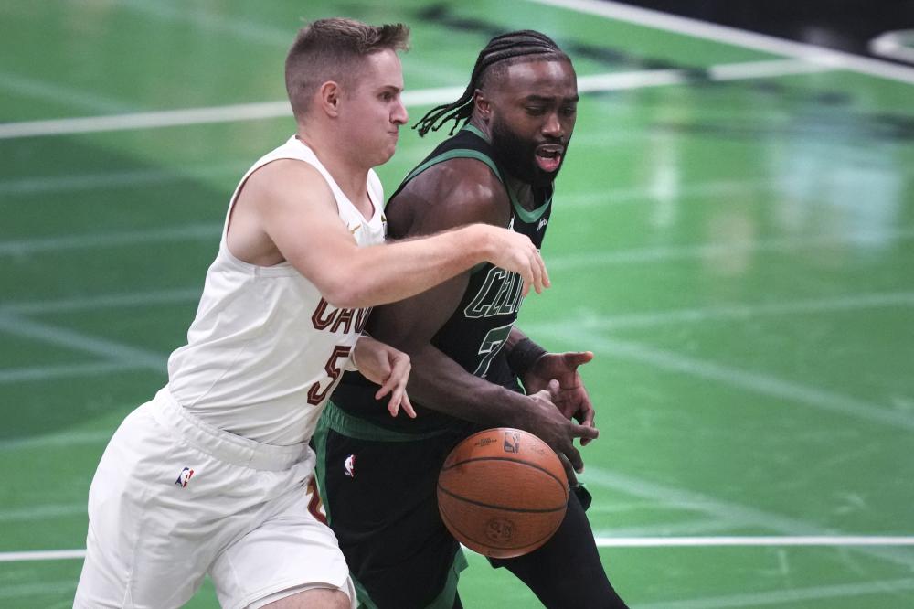 中引发热烈 中引发热烈