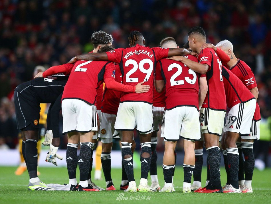 门将措手不 门将措手不