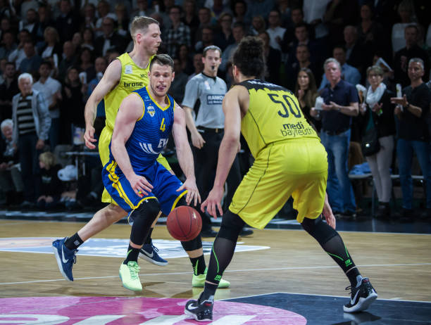 让对手防线 让对手防线